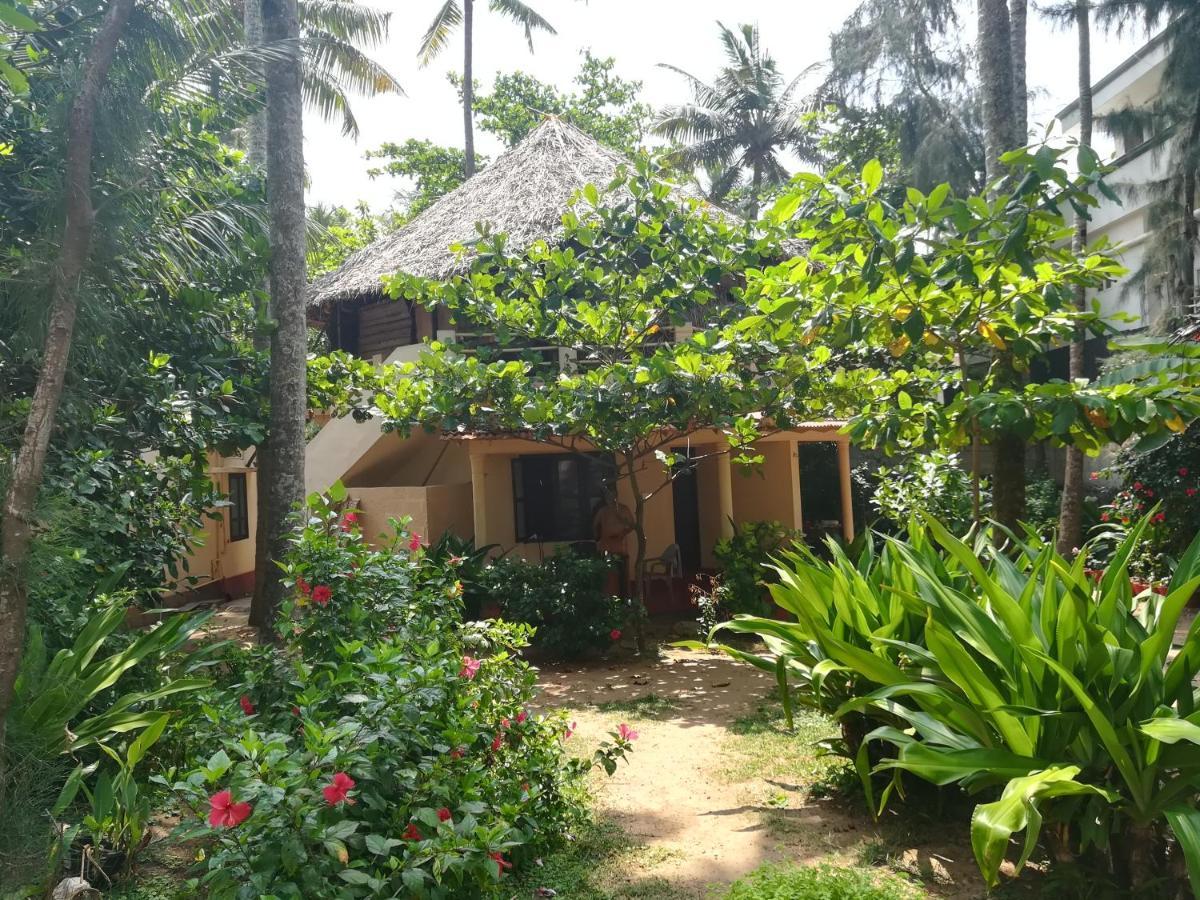 Sukriti Beach Resort Varkala Luaran gambar