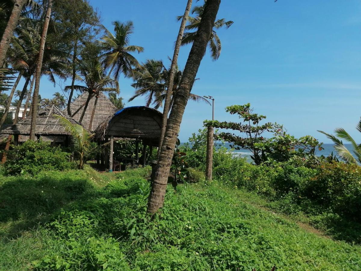 Sukriti Beach Resort Varkala Luaran gambar