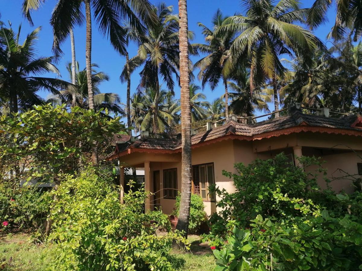 Sukriti Beach Resort Varkala Luaran gambar